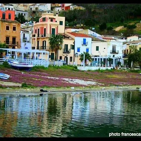 Seascape Retreat: Castellammare del Golfo